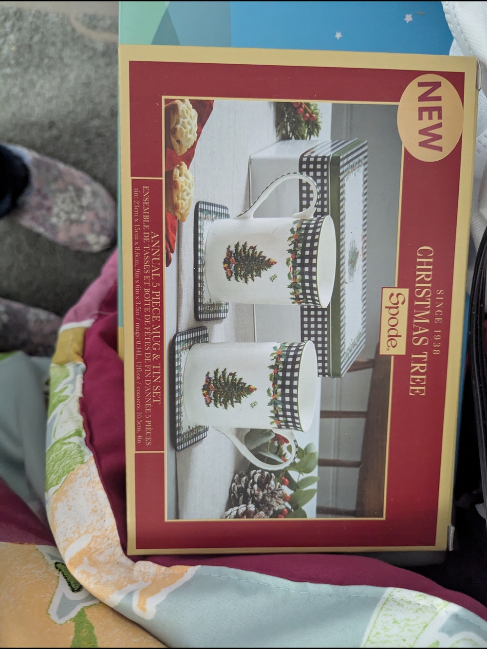 Spode Christmas Tree Mug & Tin Set - White with Green and Red Accents